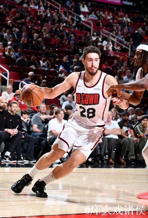 申京31+12火箭大胜步行者 76人5连败东部垫底 申京31+12火箭大胜步行者 76人5连败东部垫底